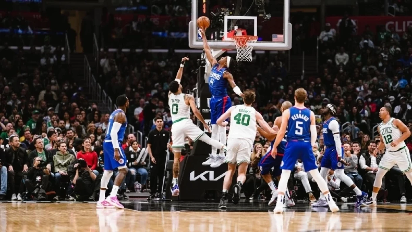 Νίκη για Κλίπερς και Νετς, ένα πόντο μακριά η νίκη για Καβαλίερς