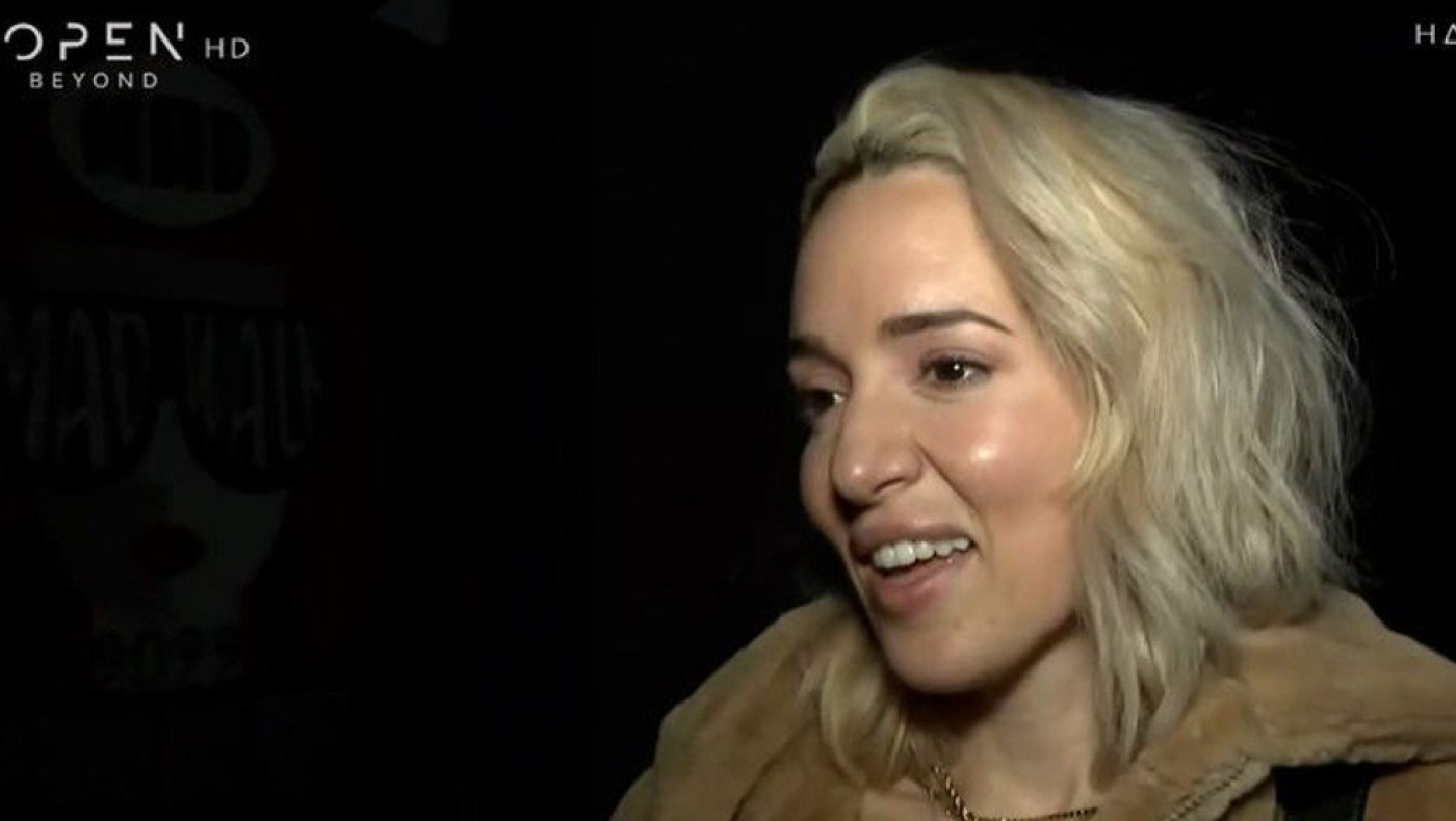 Καλομοίρα: «Δεν έχουν έρθει να με δουν τα παιδιά μου να τραγουδάω»