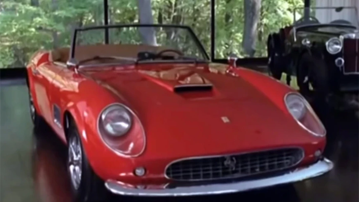 Ferrari πουλήθηκε σε δημοπρασία 337.500 δολάρια – Κανείς δεν μπορεί να την οδηγήσει