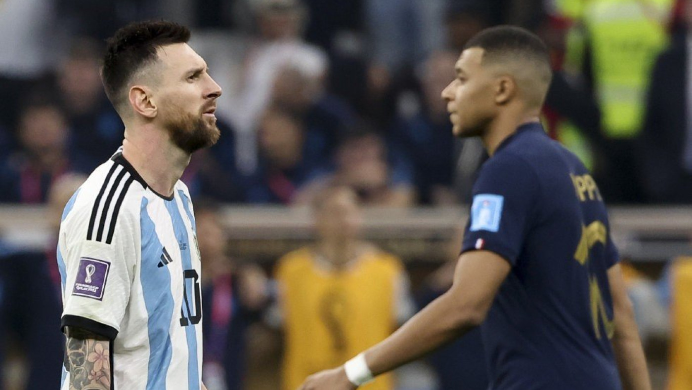 «Βόμβα» Μέσι: Zήτησε συμβόλαιο με απολαβές Μπαπέ  για να συνεχίσει στην Παρί