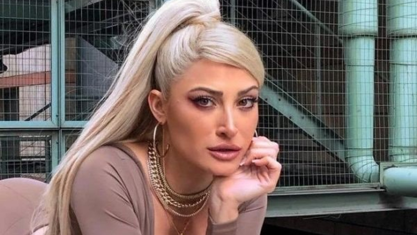 Ιωάννα Τούνη: Φωτογραφήθηκε ολόγυμνη λίγο πριν φέρει στον κόσμο τον γιο της