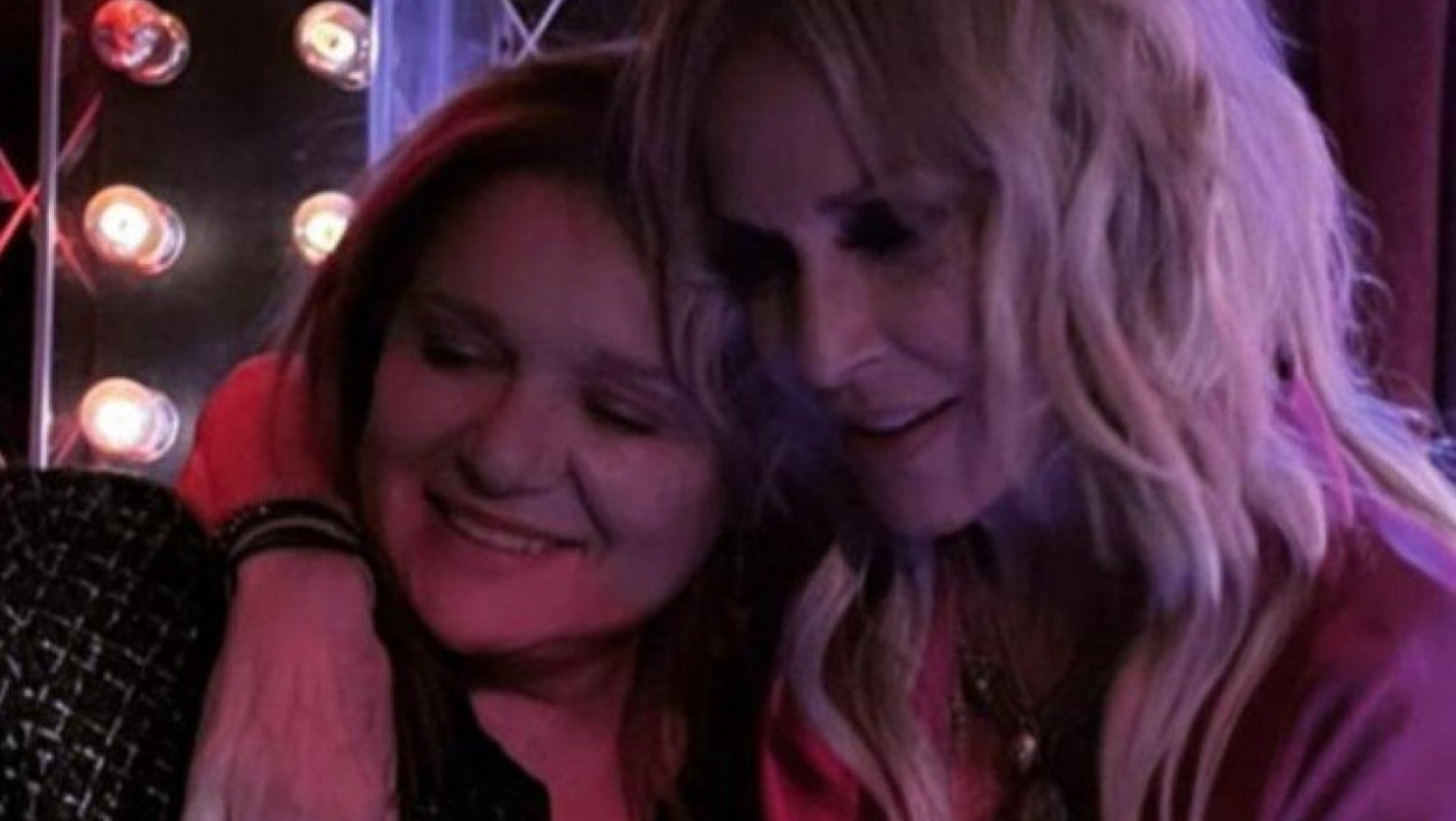 Mαρία Καβογιάννη και Άννα Βίσση διασκέδασαν αγκαλιασμένες