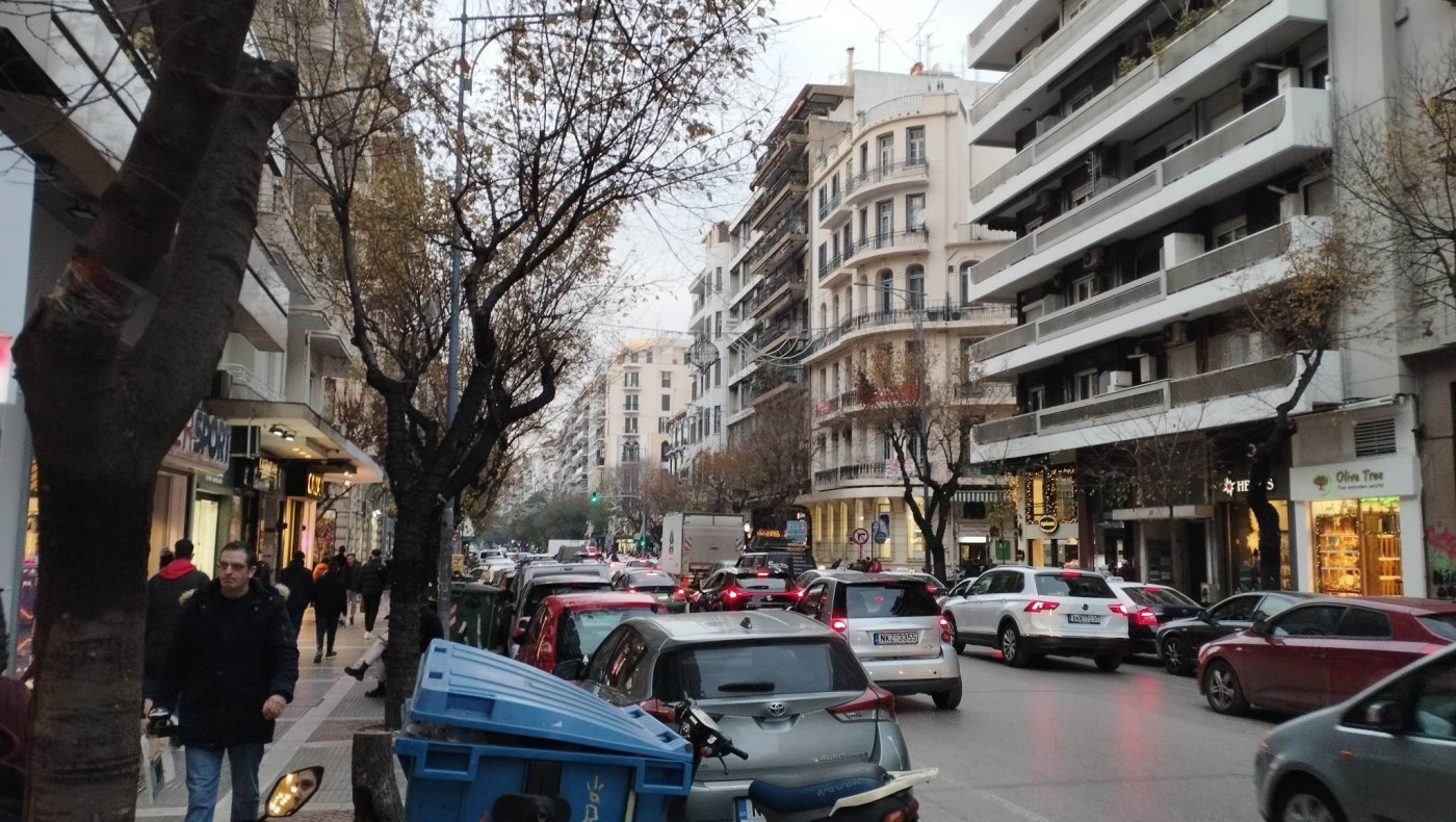 Στα ύψη το κέφι στο κέντρο της Θεσσαλονίκης (pics)