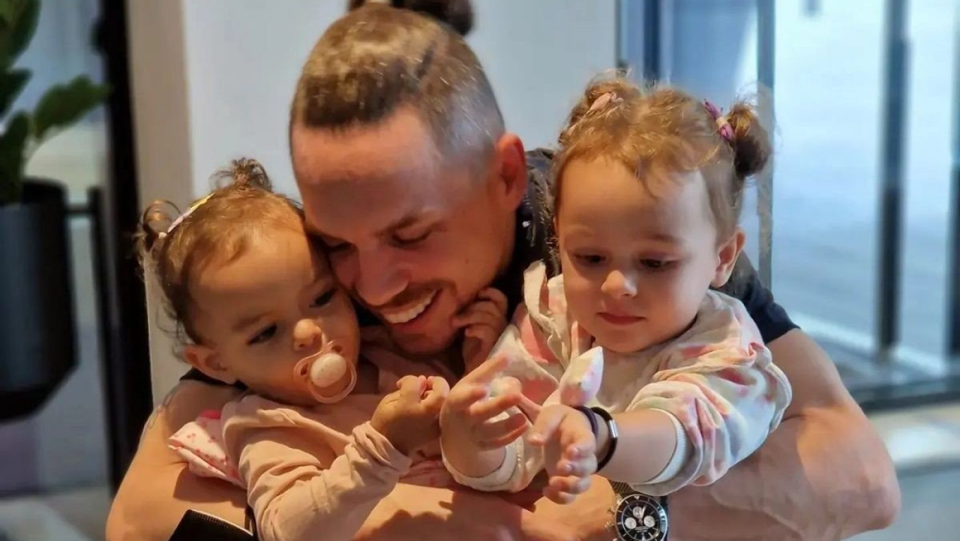 Η κόρη του Λευτέρη Πετρούνια προσπαθεί να μιμηθεί τον μπαμπά της στους κρίκους