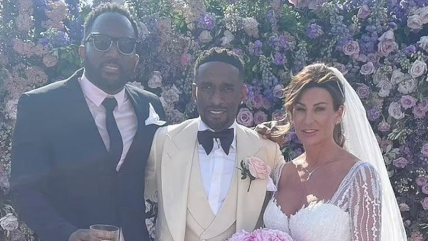 Ο Ντεφόε χώρισε λίγους μήνες μετά τον γάμο του μέσα σε όργια από φήμες