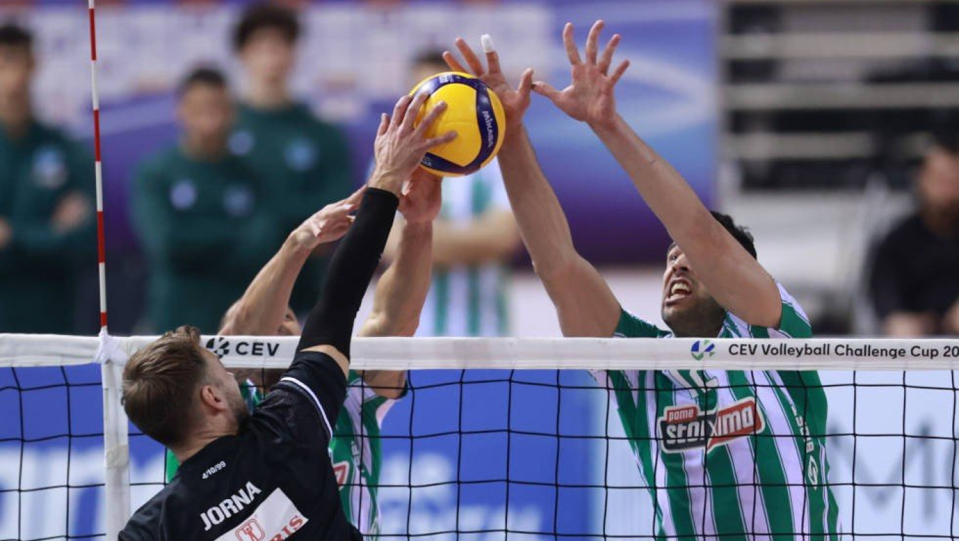 Σύλληψη 30χρονου για ρίψη μπουκαλιού στο ΠΑΟΚ-Παναθηναϊκός