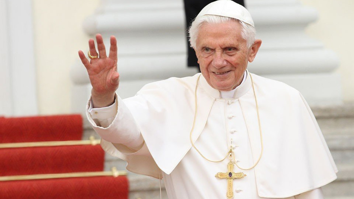 Έφυγε από τη ζωή ο πρώην πάπας Βενέδικτος