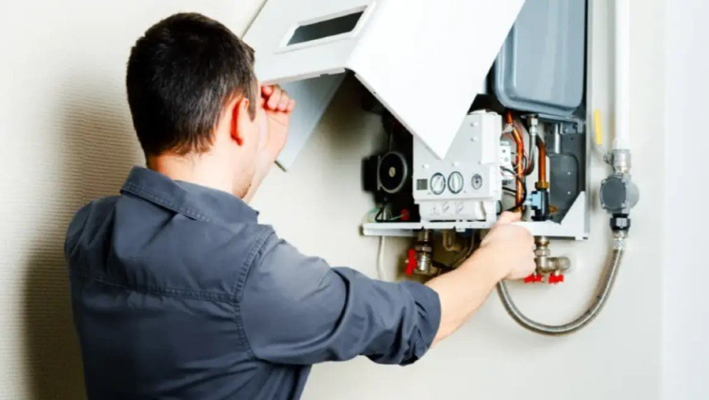 Επιδότηση ηλιακού θερμοσίφωνα: Πότε «ανοίγουν» οι αιτήσεις για τα 1.000 ευρώ