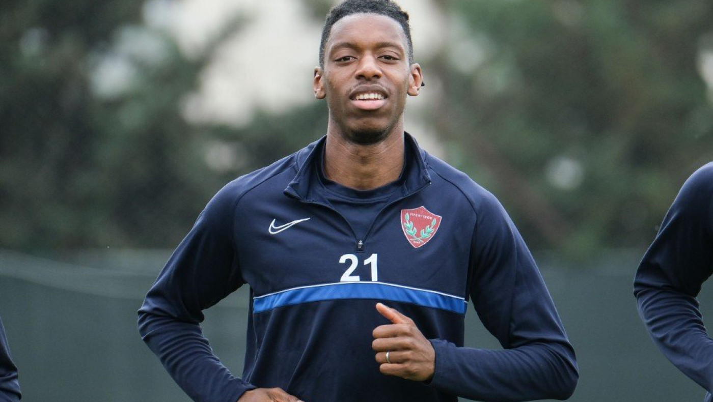 «Ο Άρης εξετάζει την περίπτωση του Ντίλαν Σεντ Λούις»