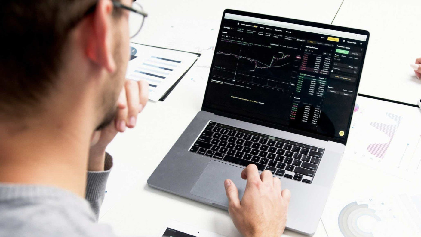 Διαδικτυακός κτηνίατρος μέχρι… καθηγητής για influencers: 5 επαγγέλματα που δεν υπήρχαν πριν 5 χρόνια