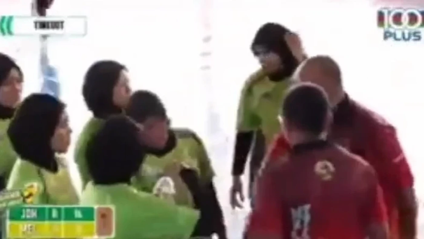 Σοκ: Προπονητής σε ομάδα Κ14 βόλεϊ χαστούκιζε παίκτριες του