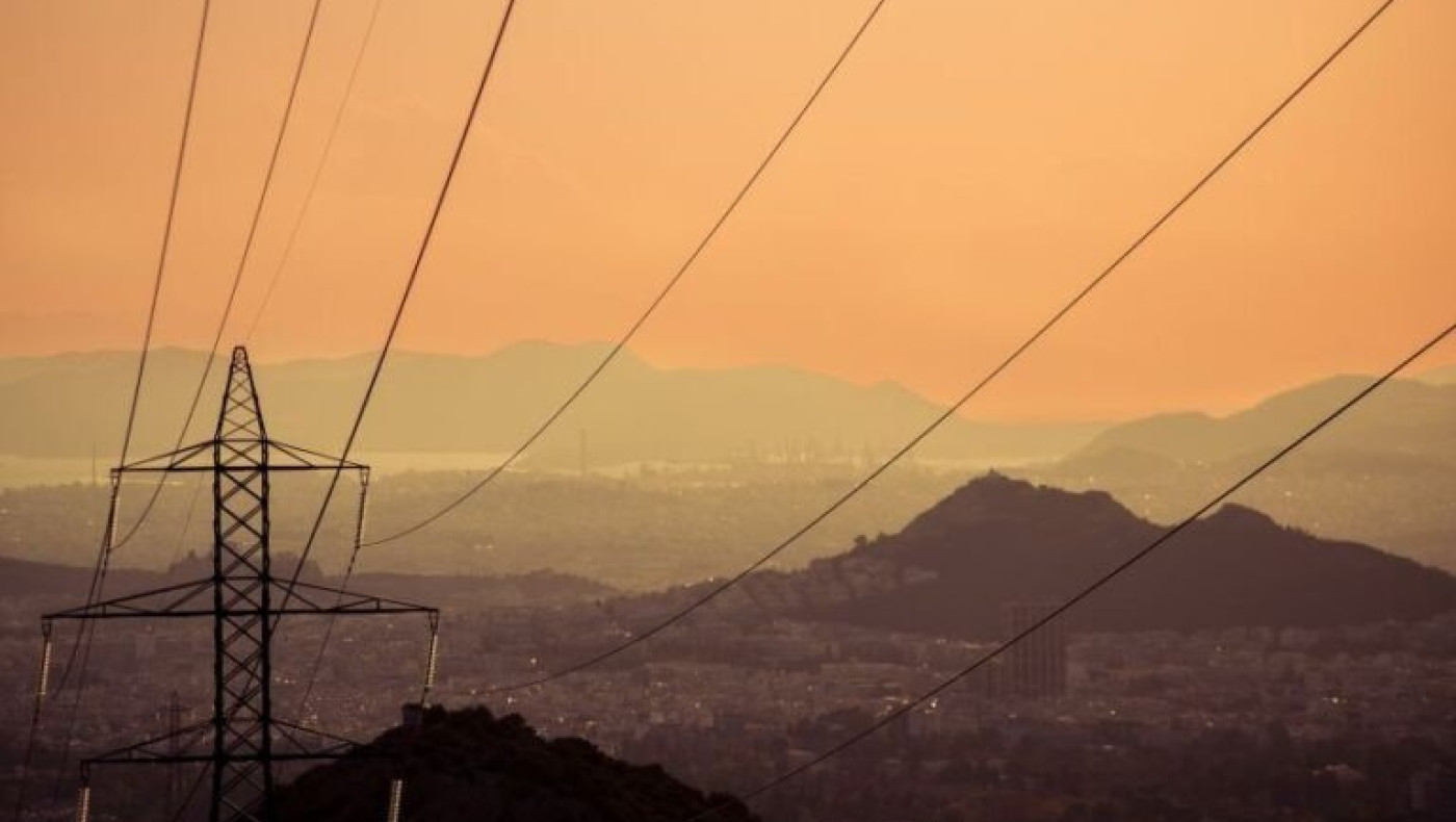 Γιατί πληρώνουμε ακόμα ακριβά το ηλεκτρικό ρεύμα