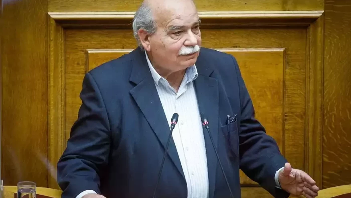 Στο νοσοκομείο ο Νίκος Βούτσης με κολπική μαρμαρυγή