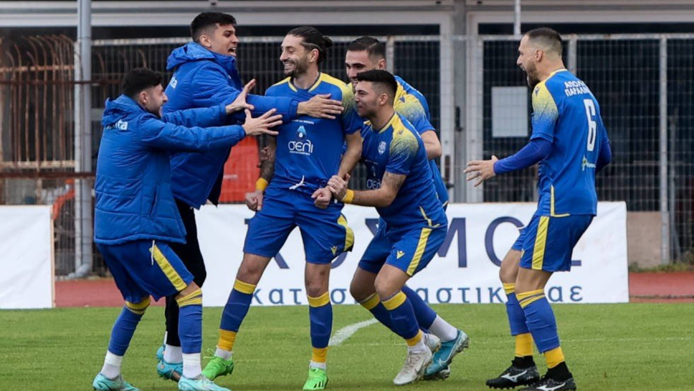 Κύπελλο Ελλάδας: Ιστορική πρόκριση του Απόλλωνα Παραλιμνίου (vids)