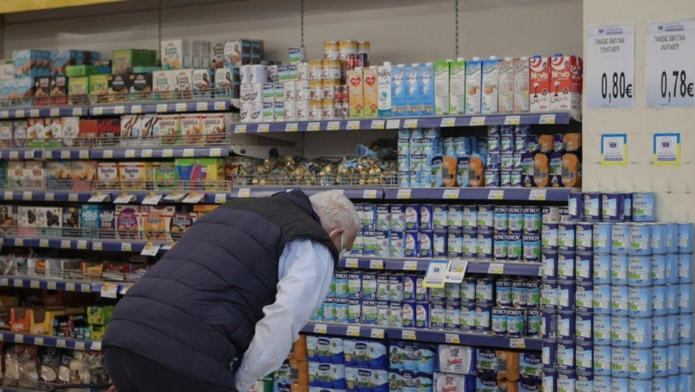 Καλάθι του νοικοκυριού: Το υπουργείο Ανάπτυξης εξετάζει υποχρεωτική ένταξη επώνυμων προϊόντων