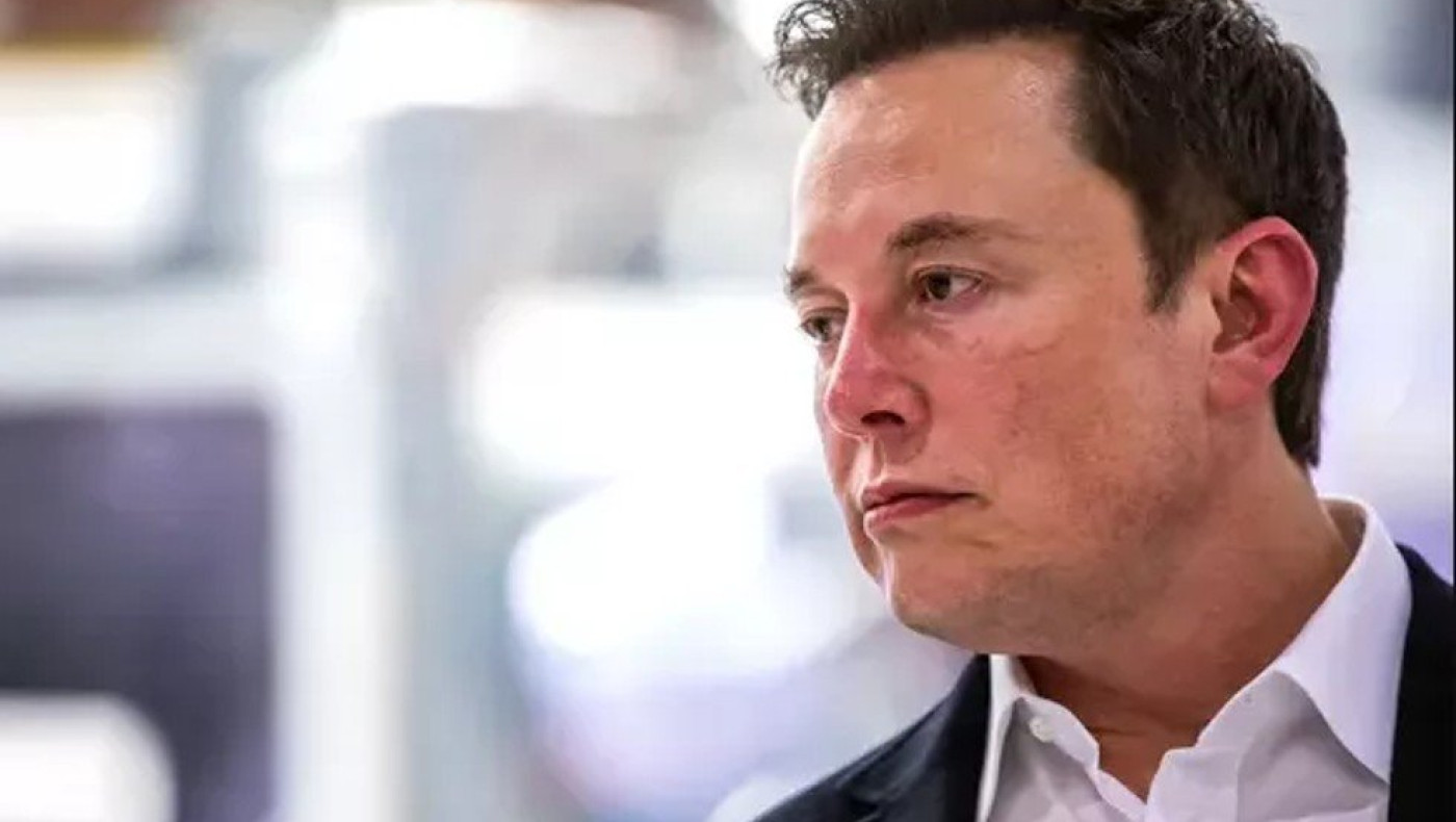 Ουρές εθελοντών για να βάλουν τσιπάκι στον εγκέφαλό τους!