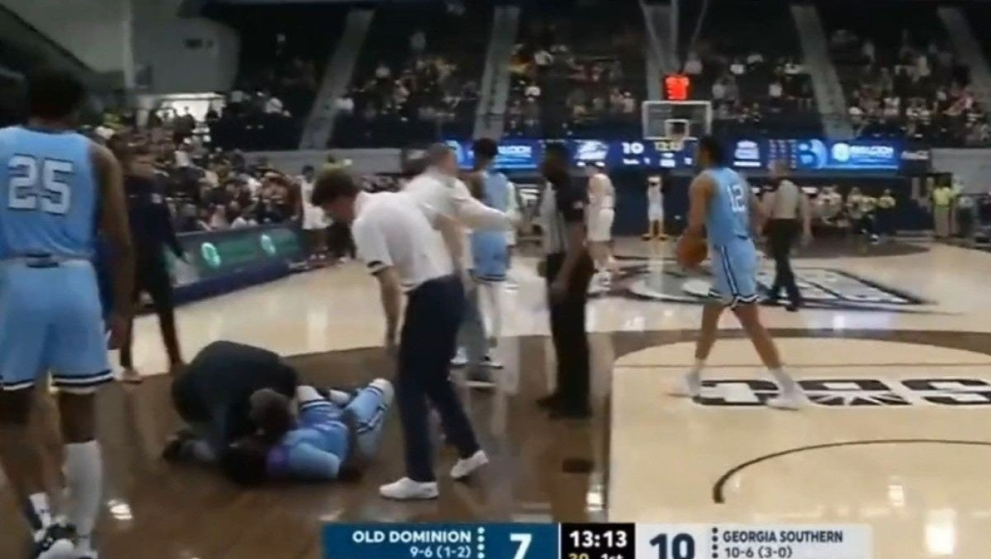 NCAA: Κατέρρευσε αθλητής κατά τη διάρκεια αγώνα