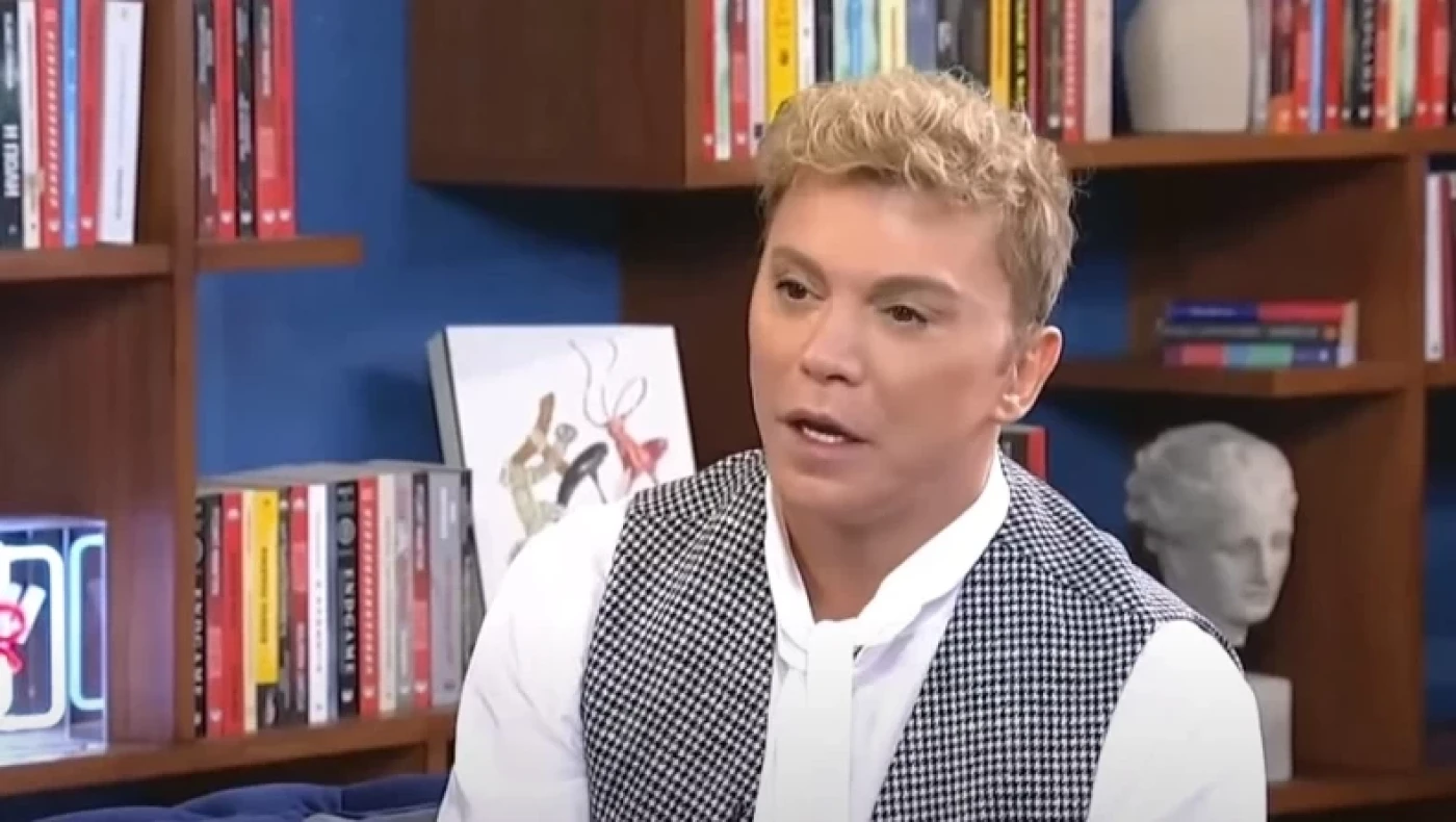 Τάκης Ζαχαράτος για Πόπη Τσαπανίδου: «Βρήκαμε τον μπελά μας»