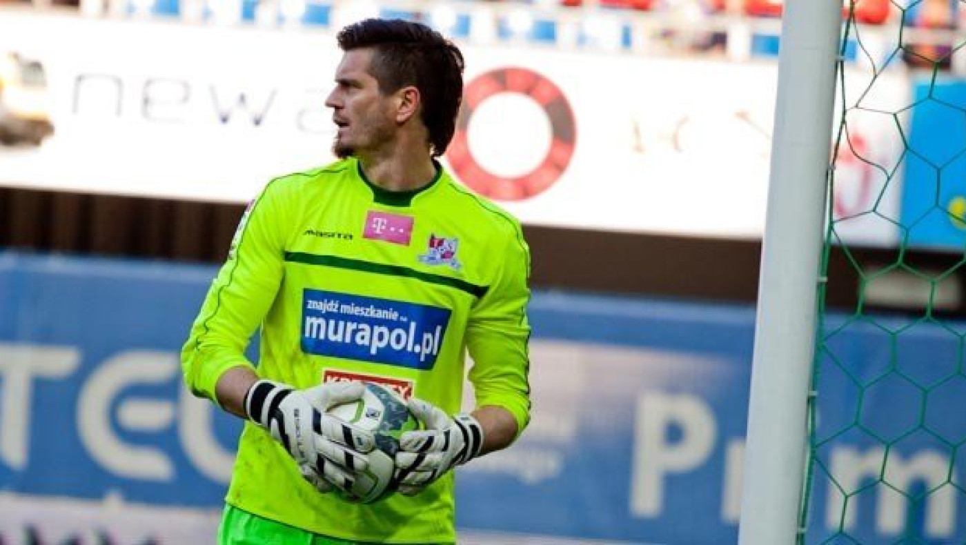 Γκάφα ολκής από τερματοφύλακα στην Πολωνία (video)