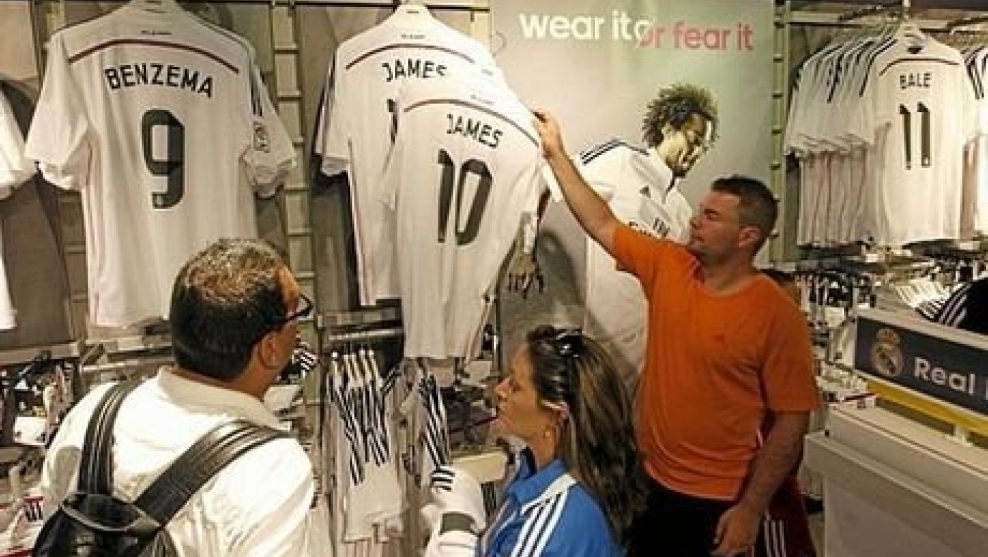 Πούλησαν 900 φανέλες του Χάμες σε μία ώρα