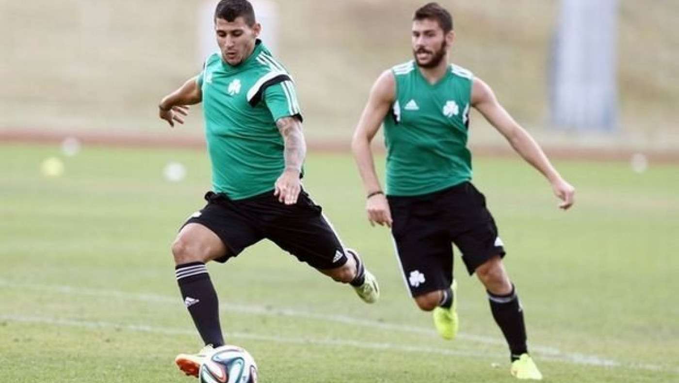 Χατ-τρικ Καρέλη ,υπό το βλέμμα Αλαφούζου