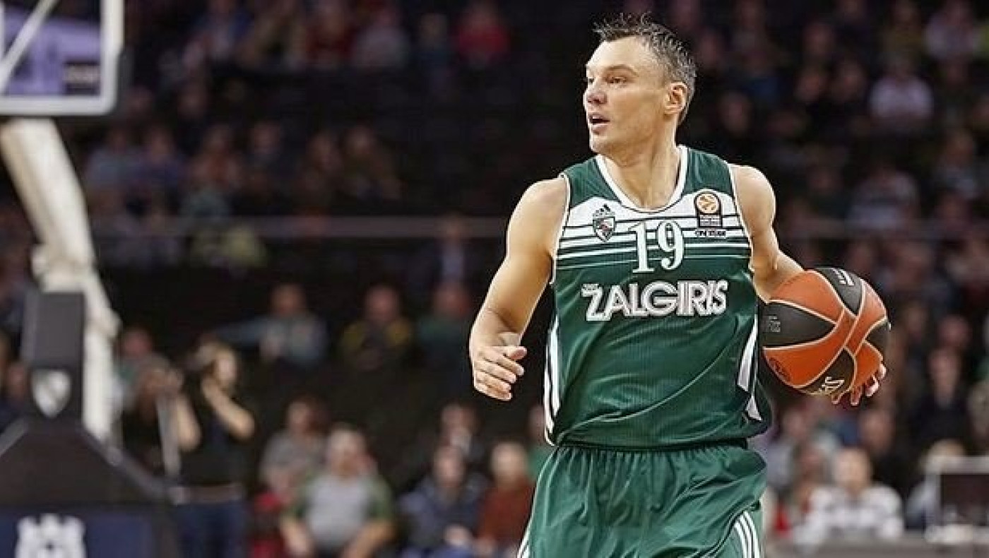 Τίτλοι τέλους με «Σάρας»