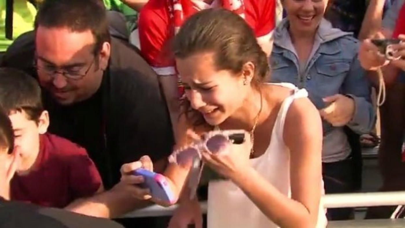 Ξέσπασε σε κλάματα όταν είδε τον Τζέραρντ (video)