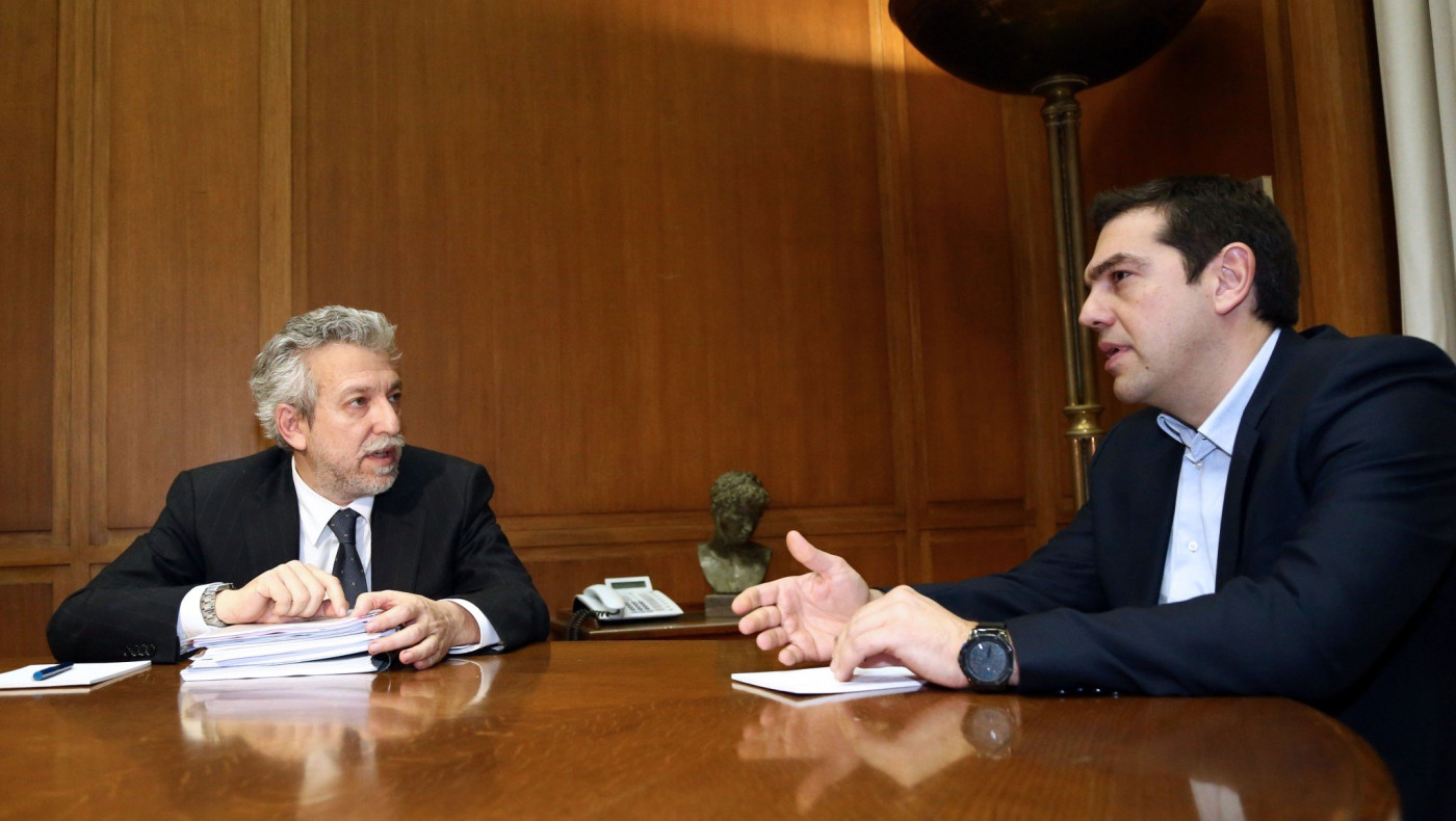 Επιτέλους γκρεμίστε το!