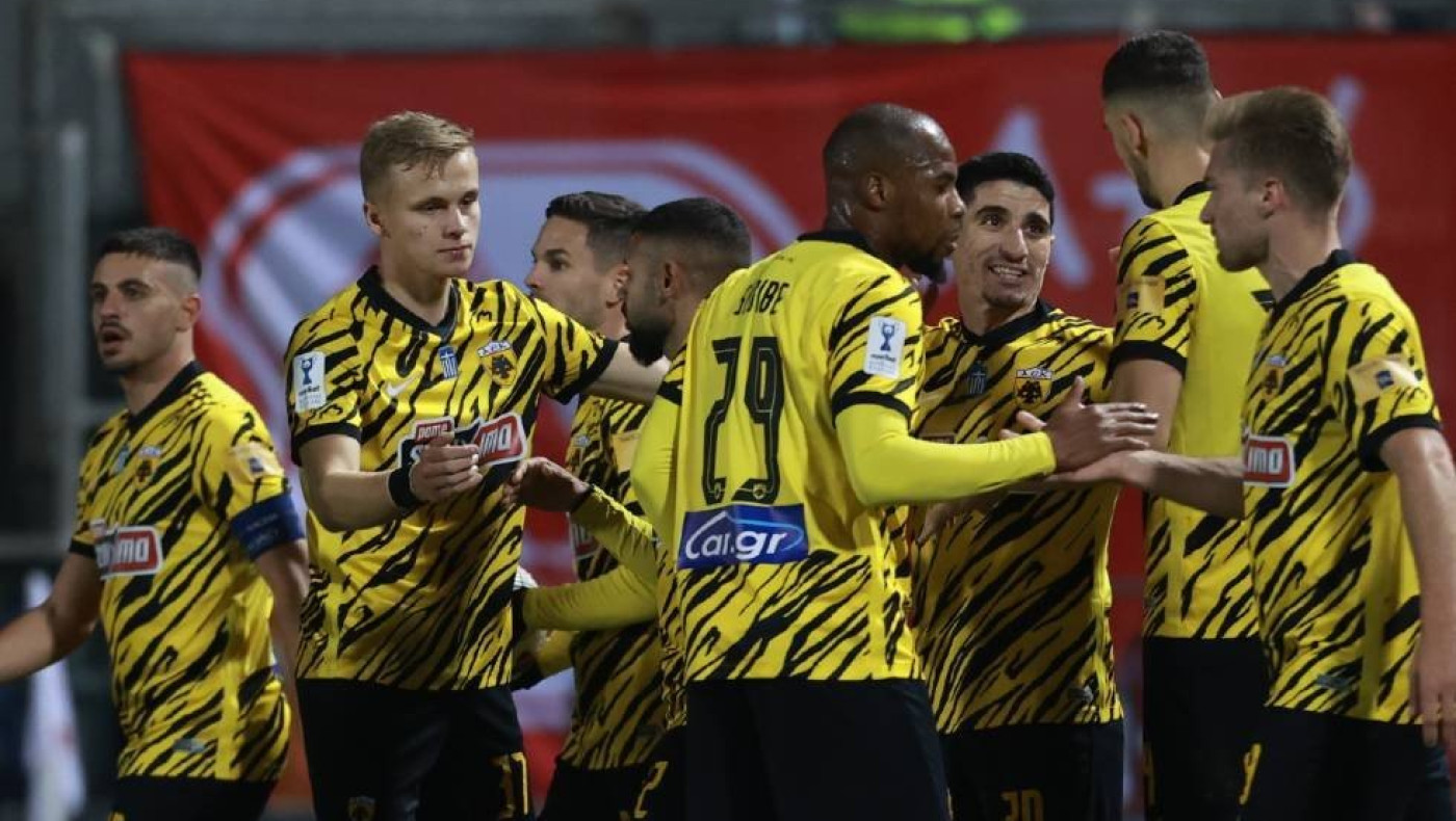 Πανσερραϊκός-ΑΕΚ 0-1: Συνεργασία Τσούμπερ-Μάνταλου και προβάδισμα για την «Ένωση»