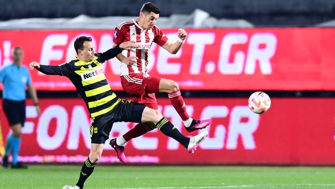 Άρης-Ολυμπιακός: Μεγάλες ευκαιρίες αλλά χωρίς γκολ το ημίχρονο