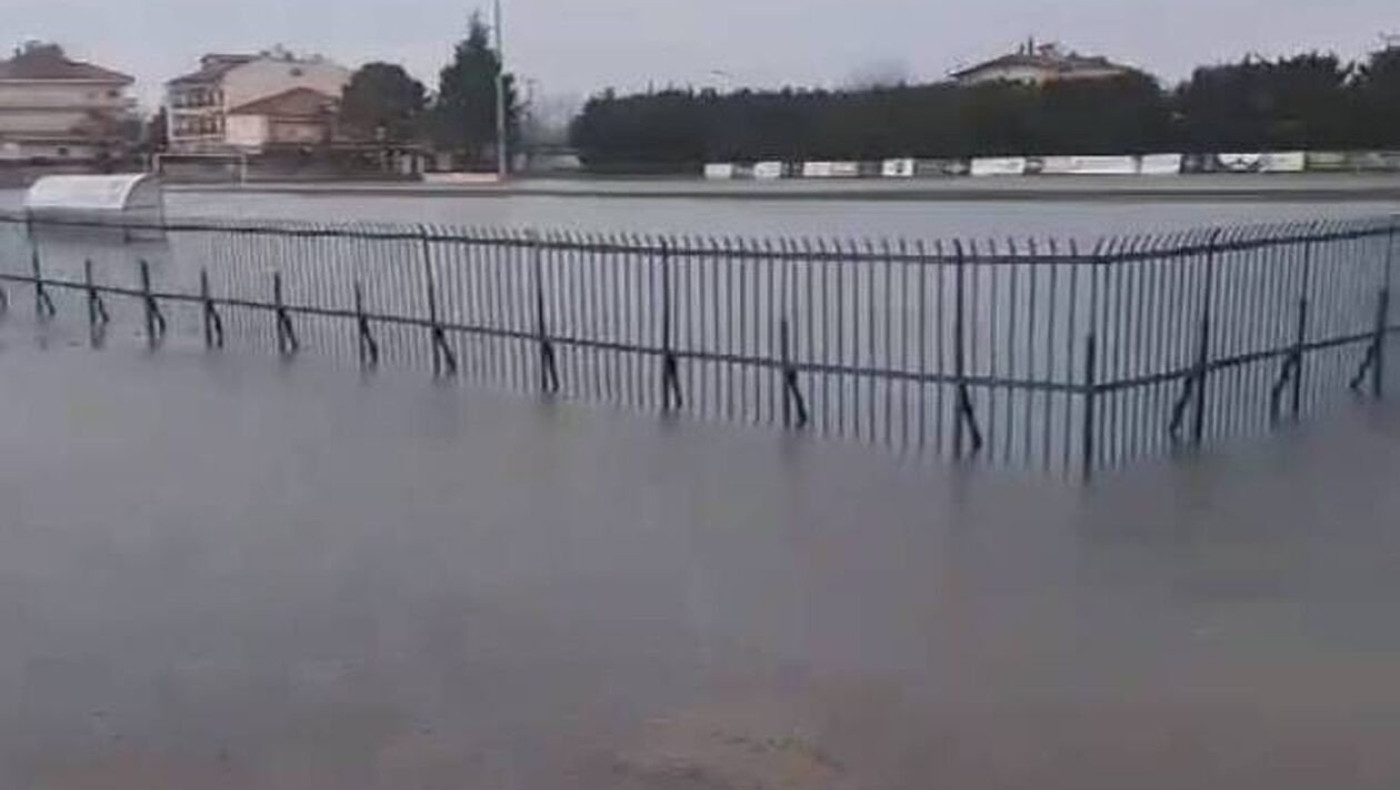 Ολική καταστροφή στο γήπεδο του Αλμωπού Αριδαίας