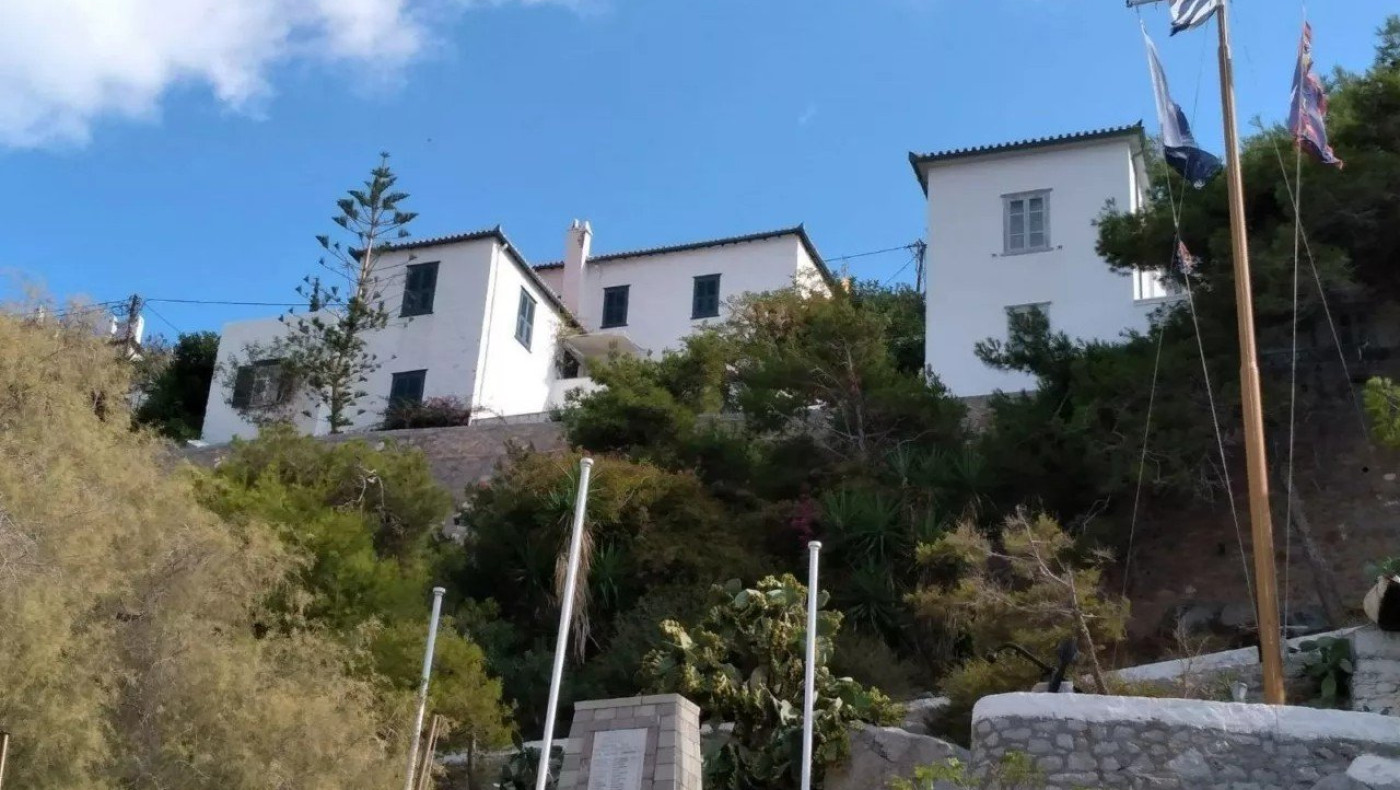 Πλειστηριασμοί: Βγαίνουν στο σφυρί 300+1 αντικείμενα εταιρείας του Δημήτρη Κοντομηνά