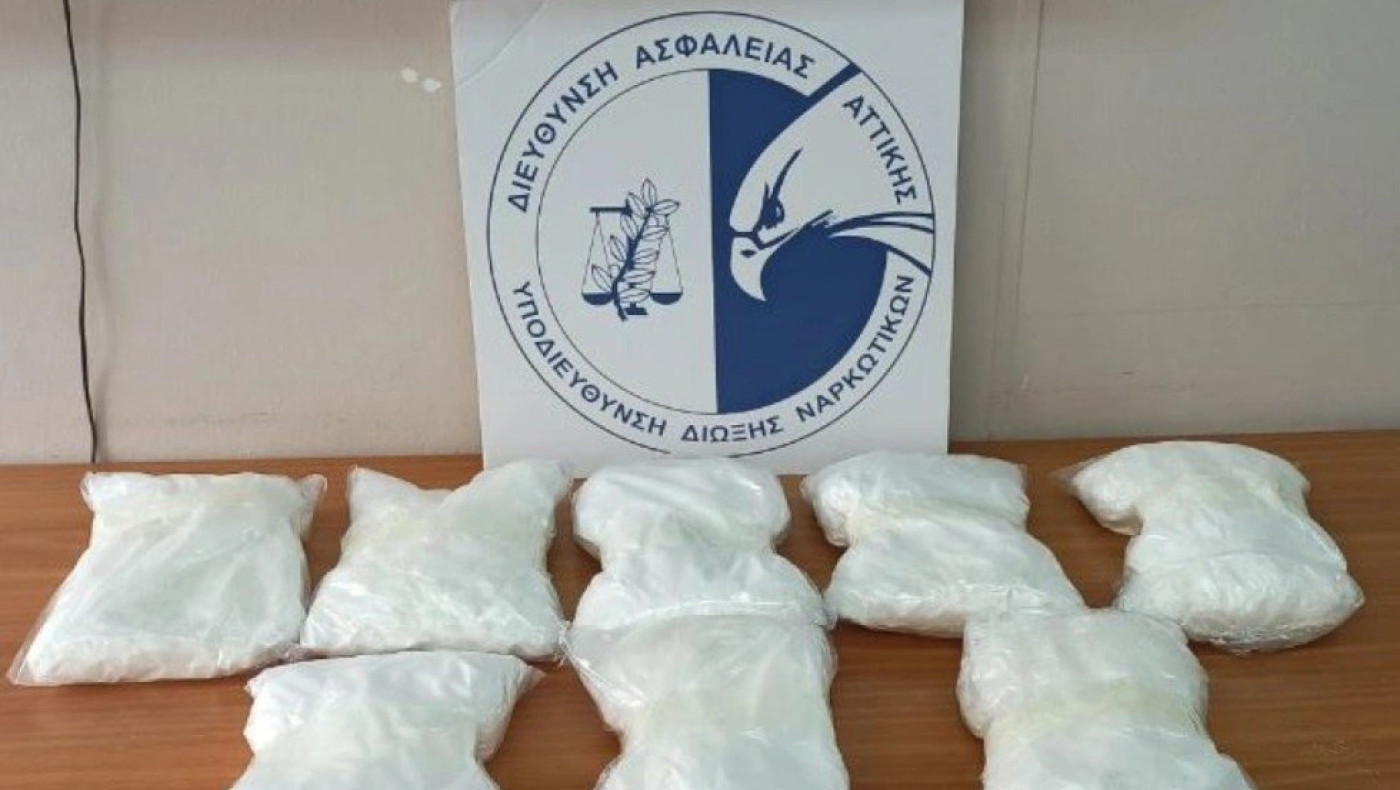 Ελ. Βενιζέλος: Δείτε πού είχαν κρύψει τα 13 κιλά κοκαΐνης οι δύο 24χρονες