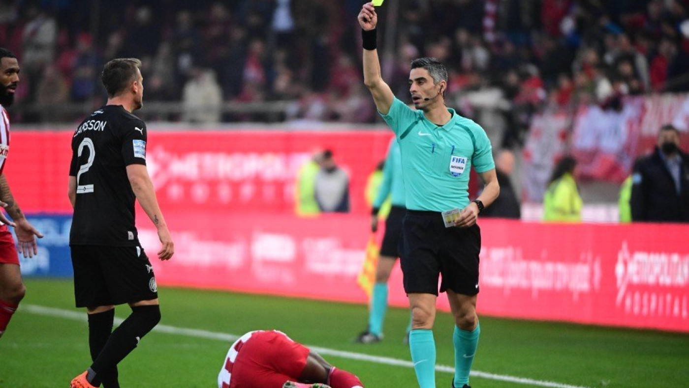 Βραδιά παράγκας στο Φάληρο, άνεμος αισιοδοξίας στην Τούμπα