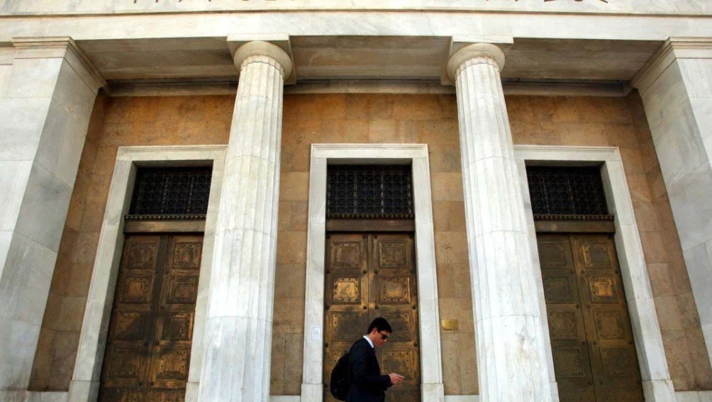 Τράπεζες: Αυγατίζουν τα κέρδη τους από τις προμήθειες