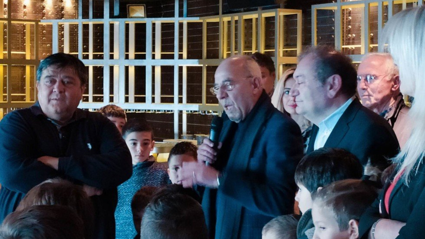 Ακαδημία Αρσακλή - Βασίλης Βασιλάκος: Η κοπή πίτας με εκλεκτούς προσκεκλημένους