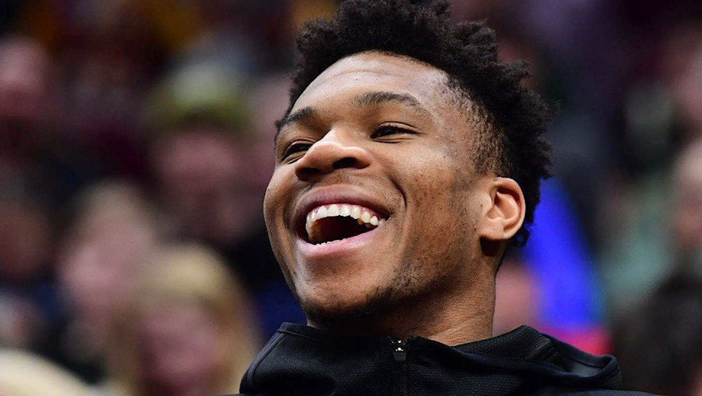 Αντετοκούνμπο: Η ξεκαρδιστική προσπάθεια πιτσιρικά να προφέρει το όνομα του