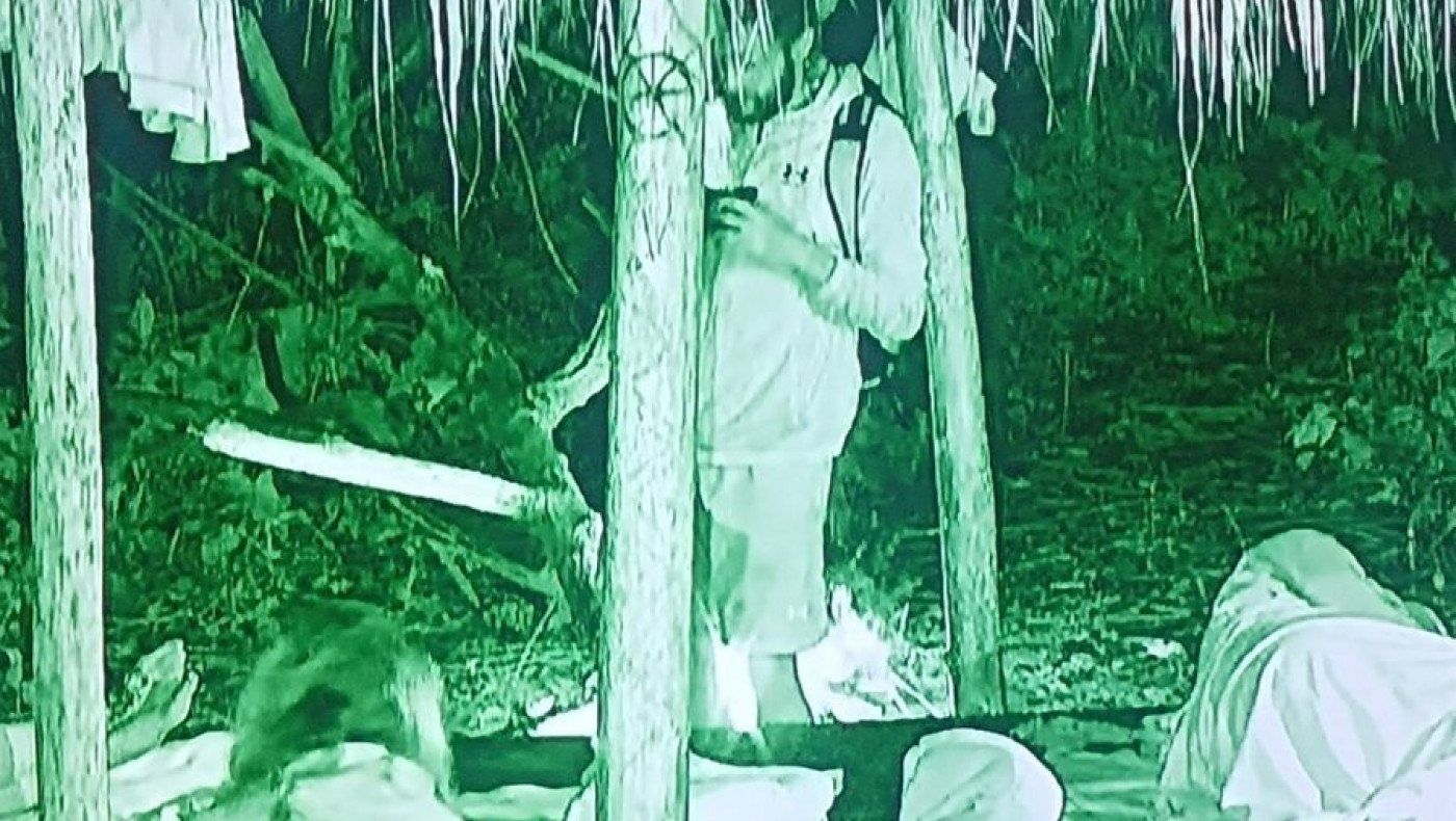 Σάλος στο Survivor All Star: Περίεργα νυχτοπερπατήματα στη ζούγκλα ο Βασάλος και η Μαριαλένα (vid)