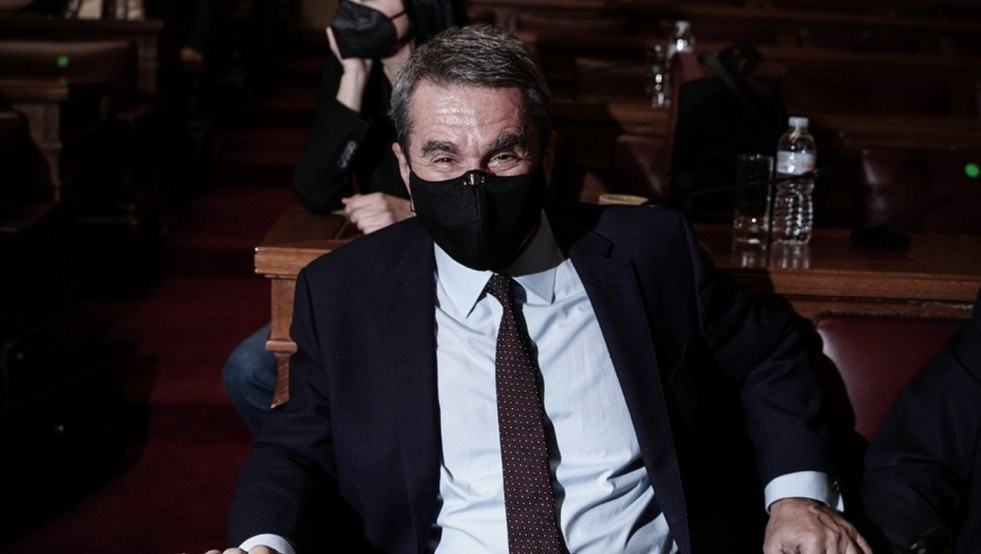 Το εξωφρενικό ρουσφέτι ερωτικής φύσεως που ζήτησαν στον Λοβέρδο