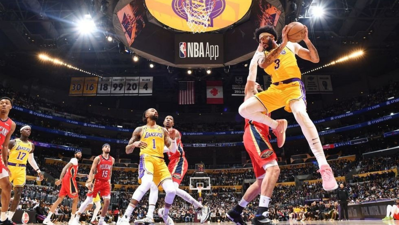 NBA: Επιστροφή του «Βασιλιά» με νίκη, ρεκόρ καριέρας ο Μπρίτζες