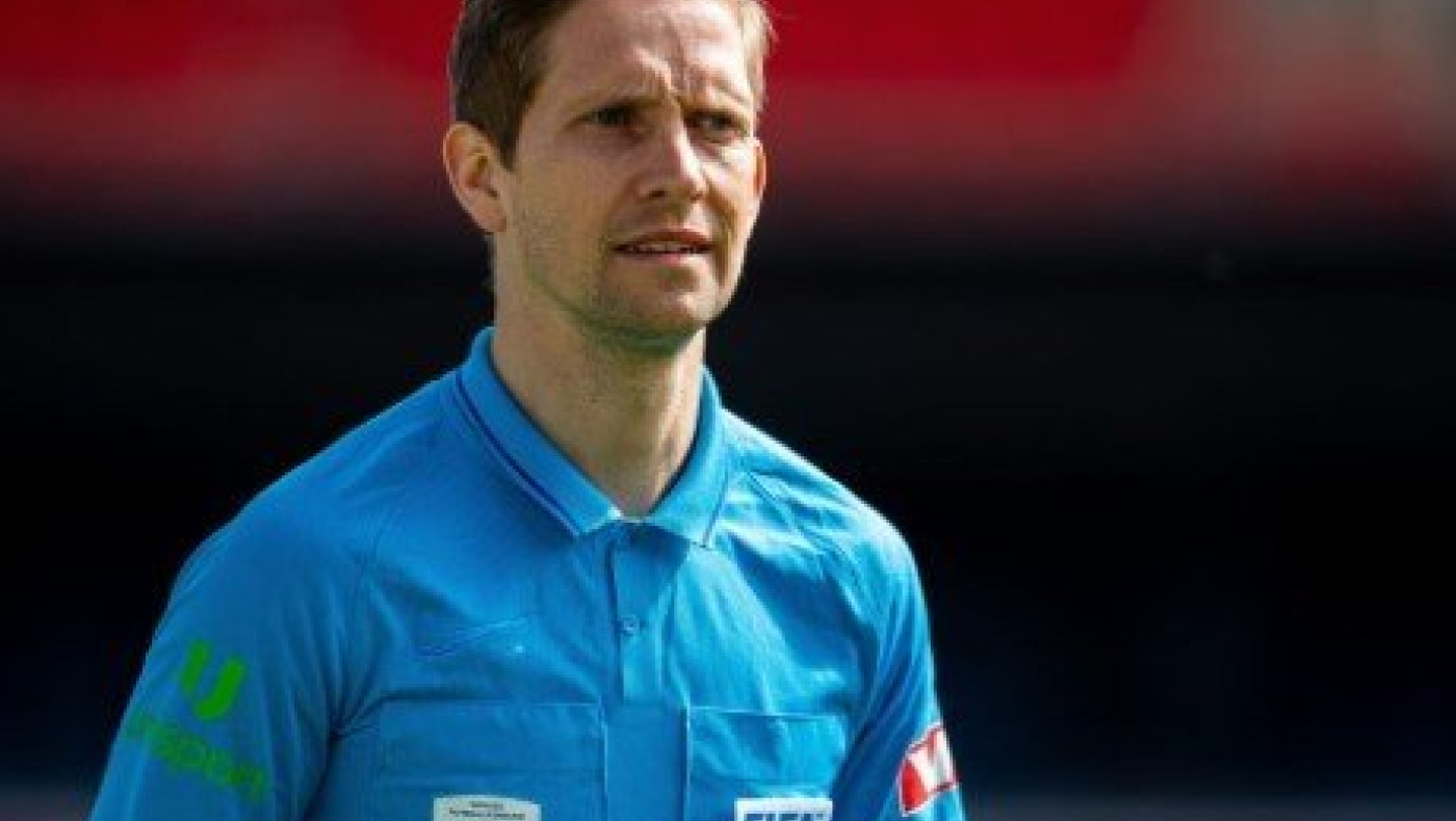 Σκάσεν για διαιτητή του ΠΑΟΚ - ΑΕΚ: «Δεν είναι παλιάς κοπής, λύνει τις διαφορές με την επικοινωνία και όχι με τις κάρτες»