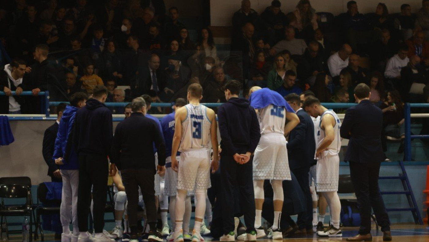 ΚΑΕ Ηρακλής: «Δεν θα κρυφτούμε» - ΑΘ10: «Αντέχουμε γιατί μισούμε»