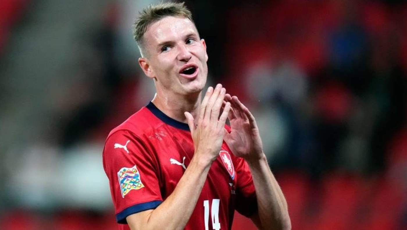 Με ζεστό χειροκρότημα «αγκάλιασαν» οι οπαδοί τον Γιάνκτο, μετά το coming out