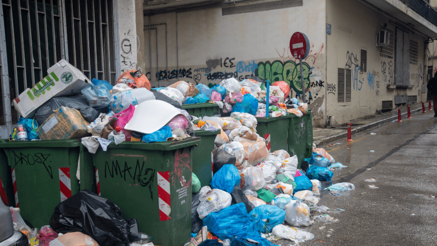 Θεσσαλονίκη: Αυξήθηκαν κατά 50% τα σκουπίδια λόγω... Τσικνοπέμπτης