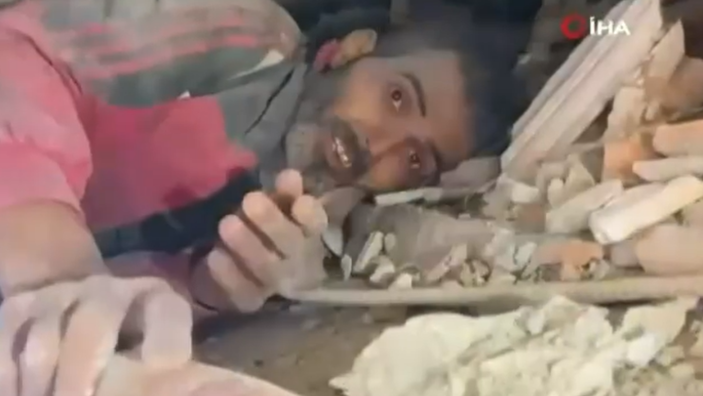 Τουρκία: Πέθανε στο ασθενοφόρο το 13χρονο παιδί που διασώθηκε 13 μέρες μετά τον σεισμό