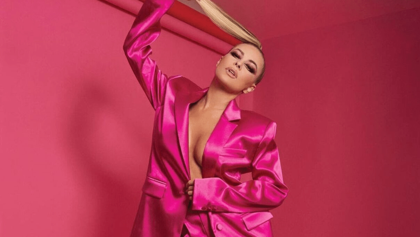 Η Kάρμεν Ηλέκτρα προκαλεί στο... only fans και καλεί τον κόσμο για περισσότερα