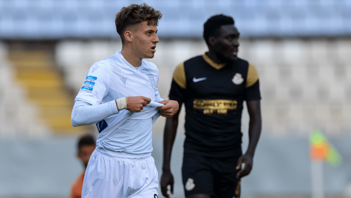 «Υπόκλιση» των Βέλγων στον Κωνσταντέλια - «Κλώνος του Μέσι»