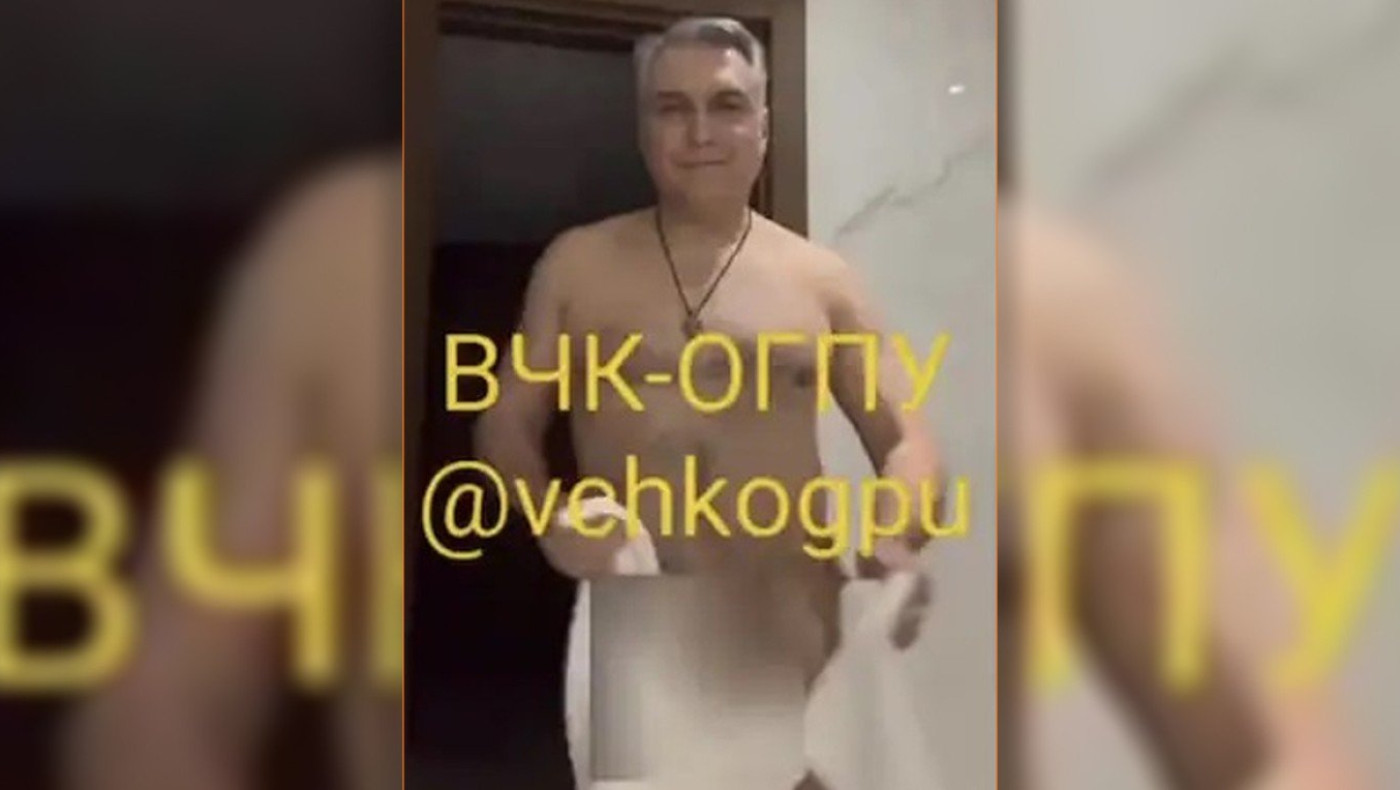 Ρωσία: Αντιστράτηγος του Πούτιν κάνει στριπτίζ στην κάμερα