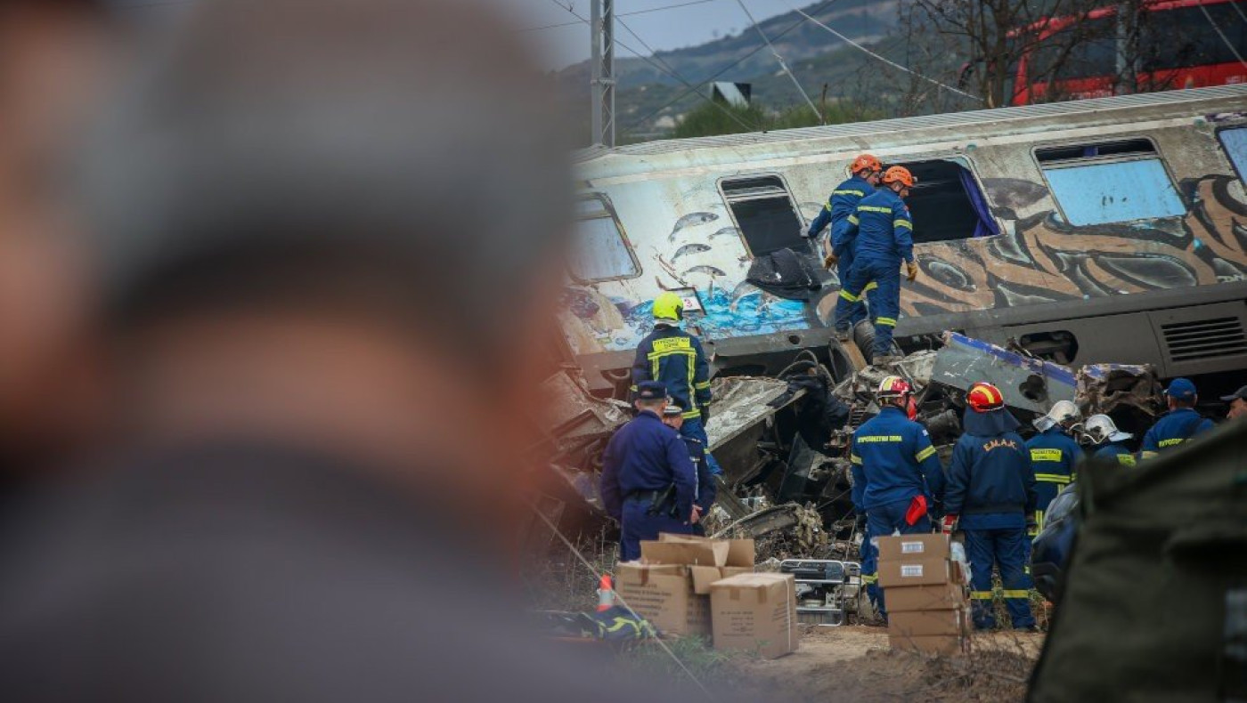 Τέμπη: Σκοτώθηκαν δίδυμες αδερφές - Νεκρή και η ξαδέρφη τους