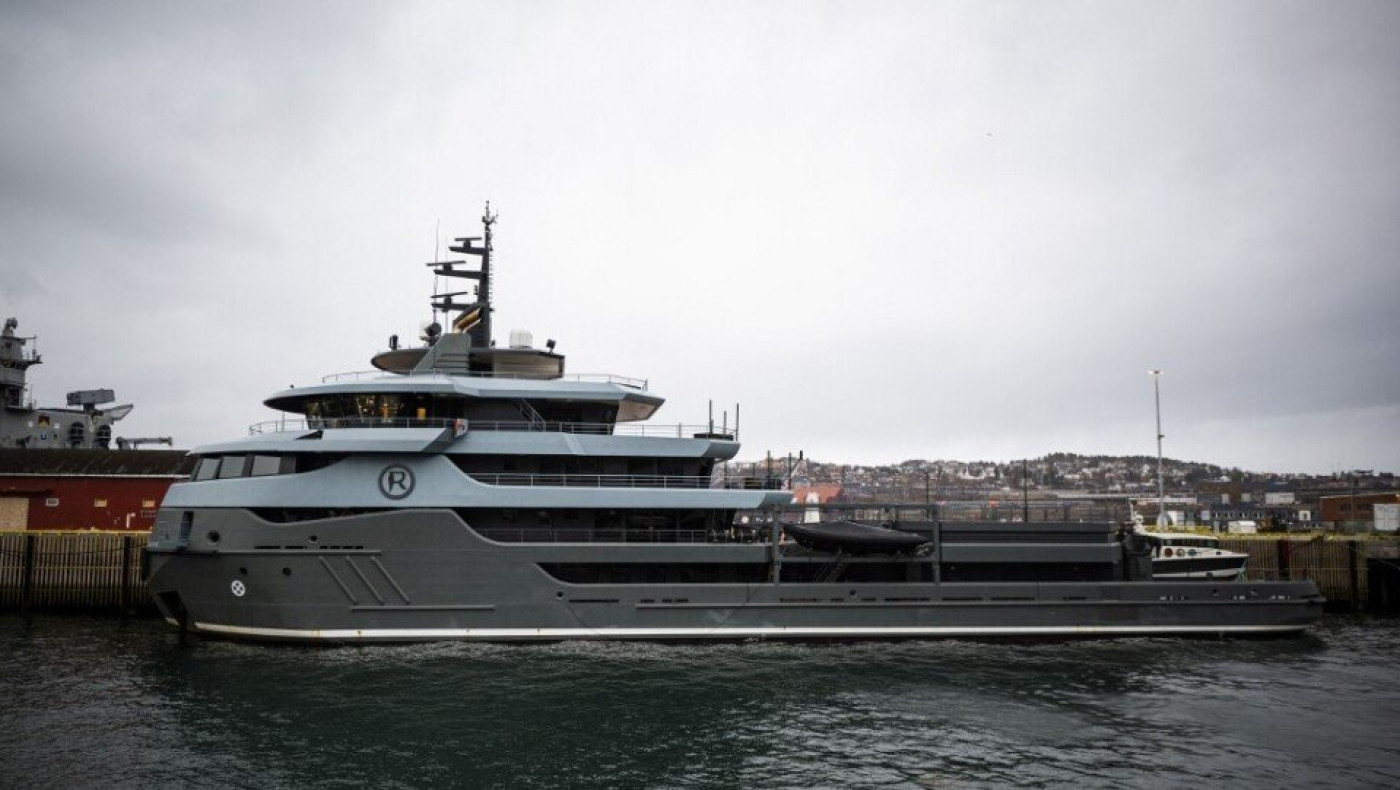 Το σούπερ γιοτ Ρώσου ολιγάρχη που παράτησε στην Καραϊβική και του το βγάζουν στο σφυρί